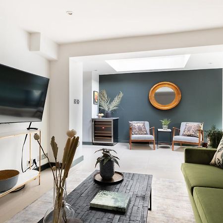 The Heart Of Shepherds Bush - Modern 2Bdr Apartment With Garden Londres Exterior foto