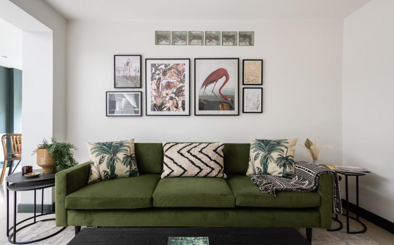 The Heart Of Shepherds Bush - Modern 2Bdr Apartment With Garden Londres Exterior foto